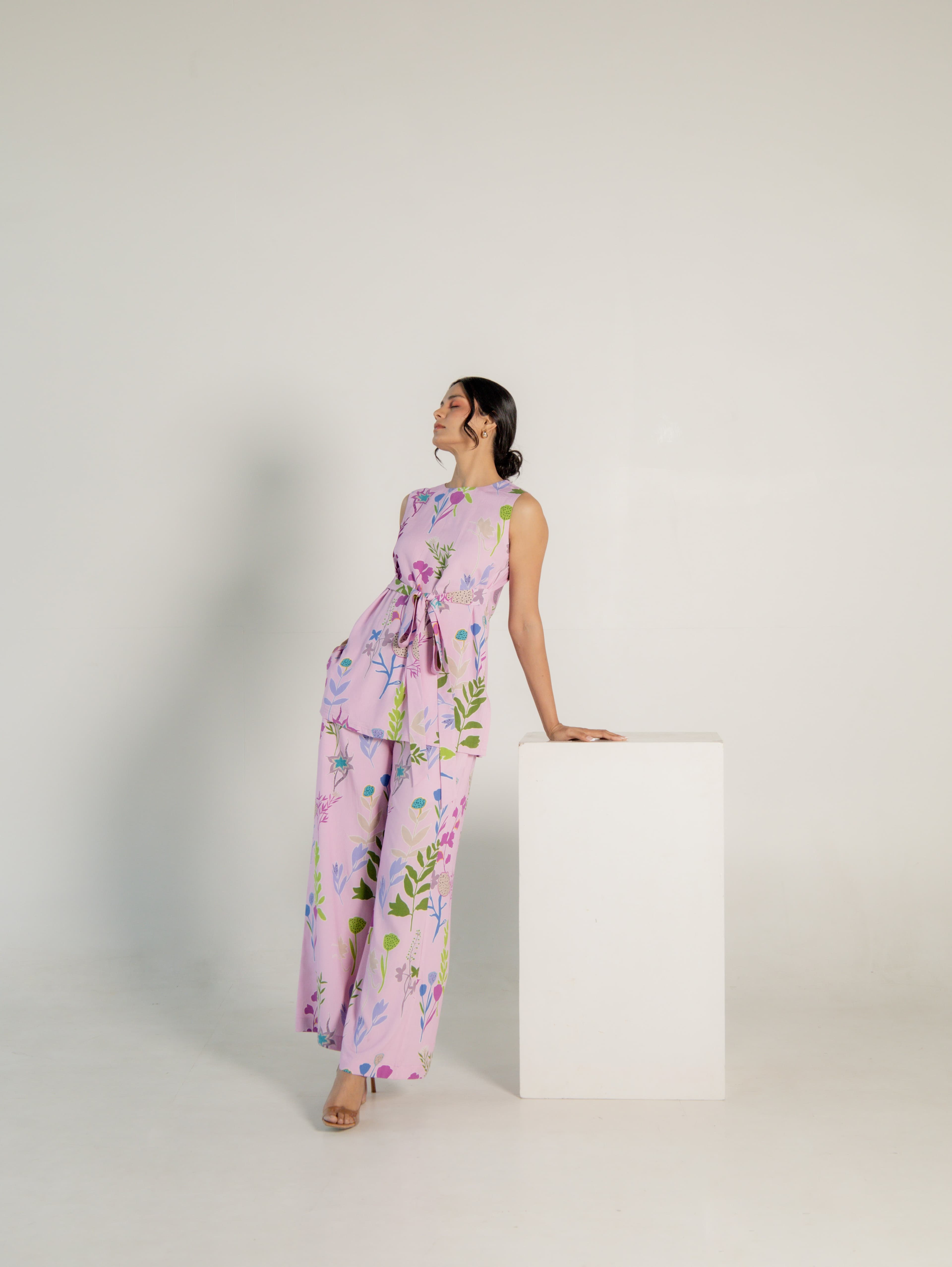 KISHA SET, a product by Aroop India
