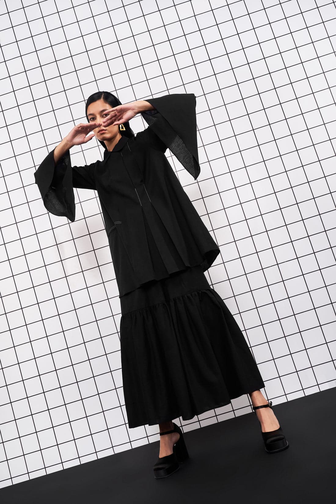 Thumbnail preview #2 for All-Black Shirt