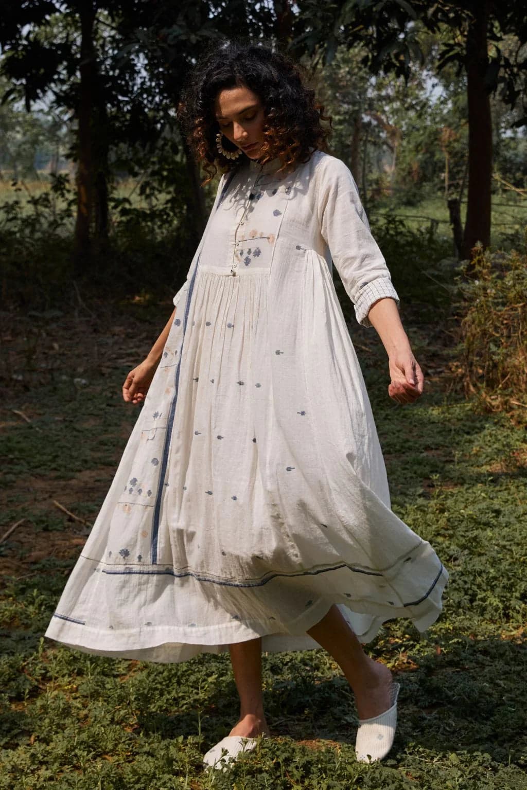 Thumbnail preview #1 for Yashvi Dress