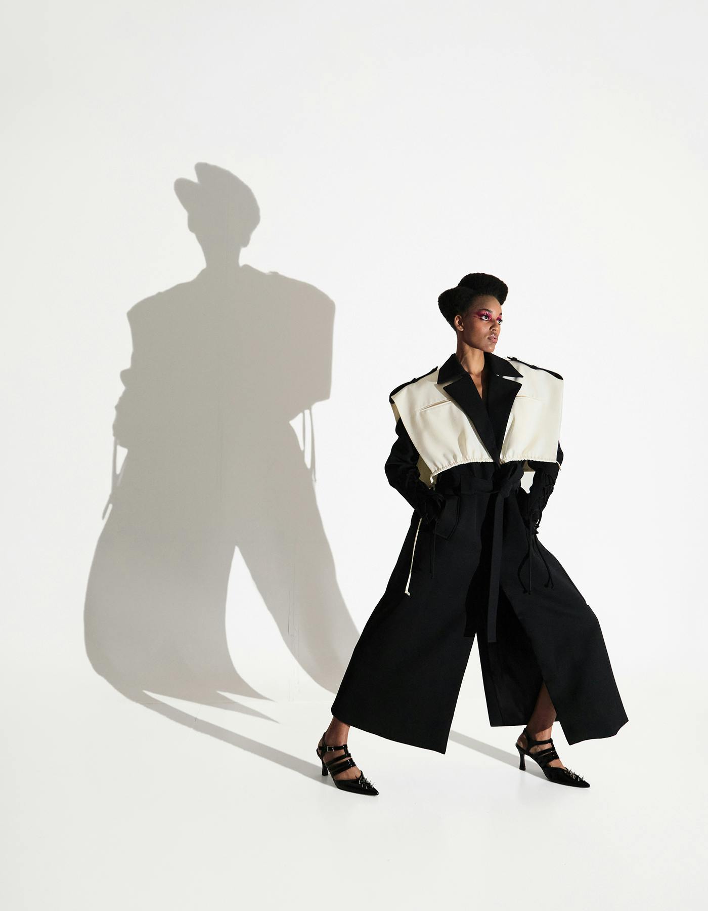 Thumbnail preview #0 for Black&White layered trench coat