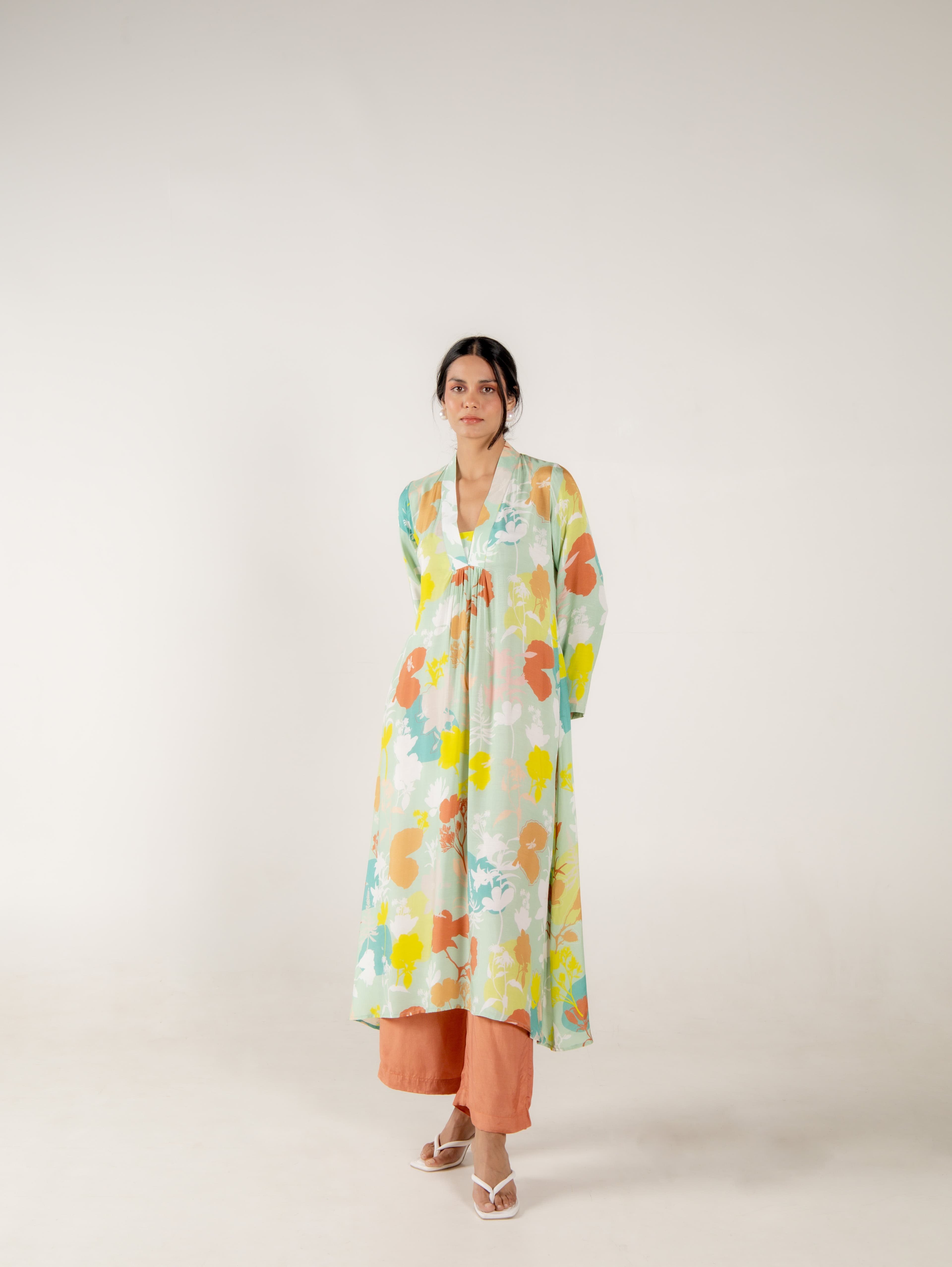 Thumbnail preview #3 for LEENA KURTA