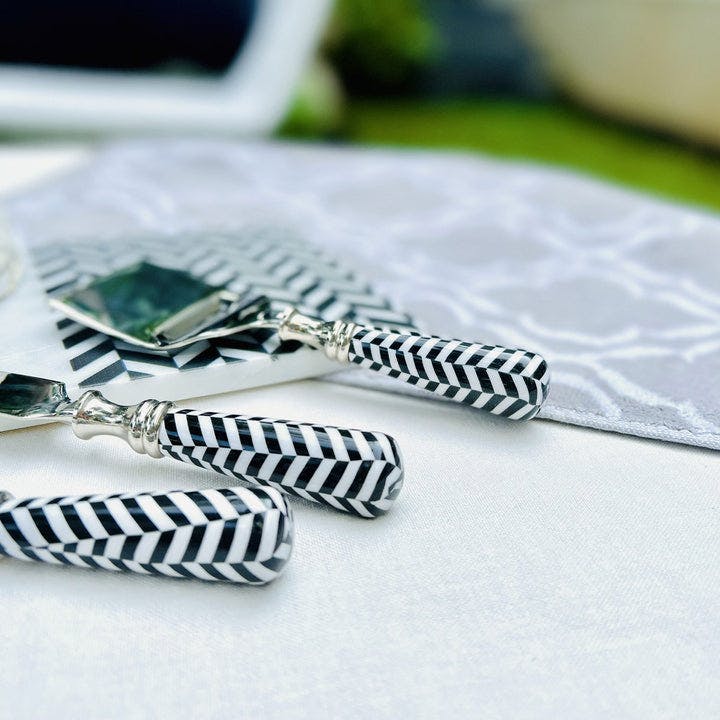 Thumbnail preview #1 for Cheese Knives, Set Of 4 - Taj Chevron