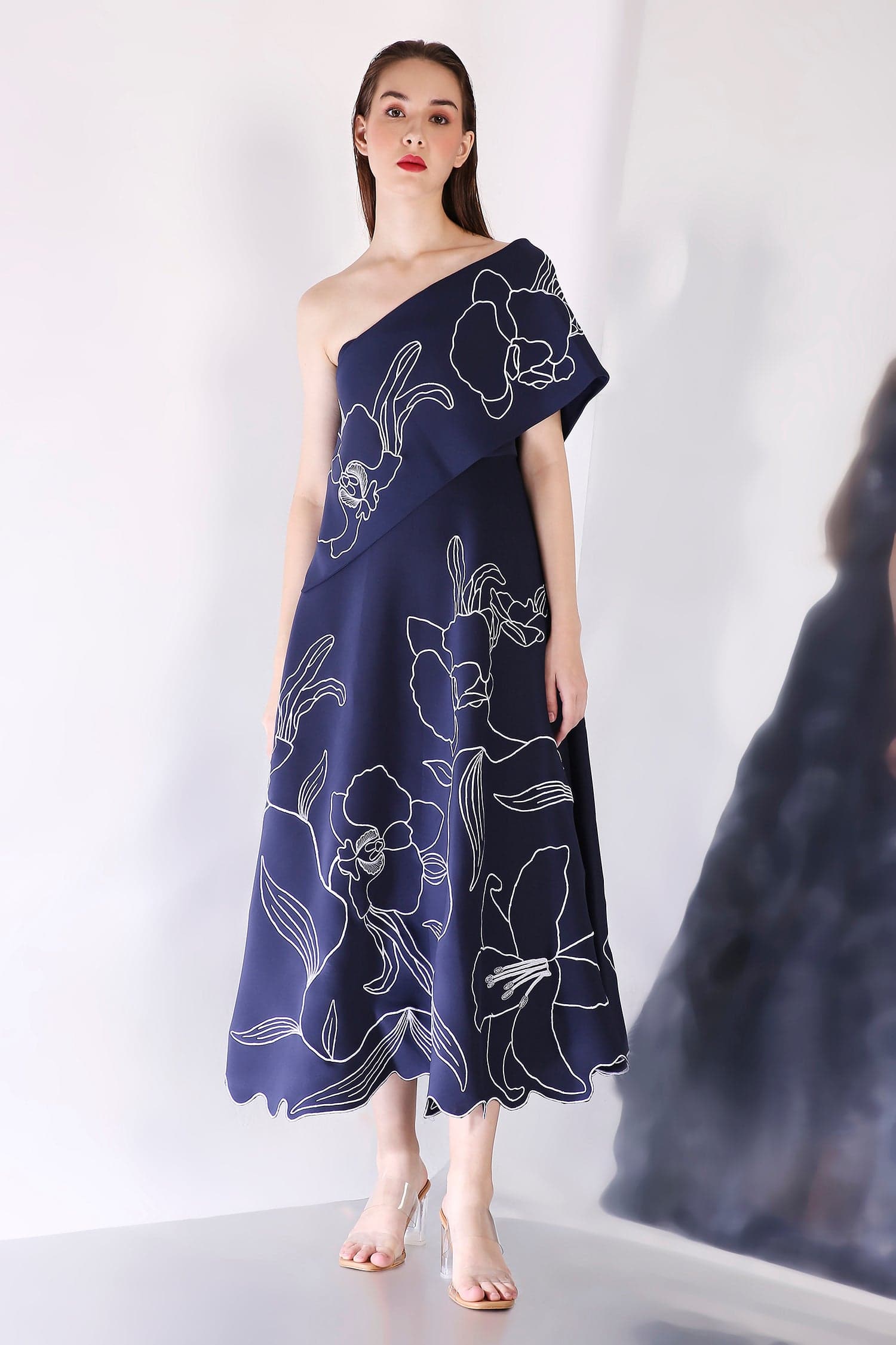 Thumbnail preview #6 for Midnight Vero + Embroidered Wrap