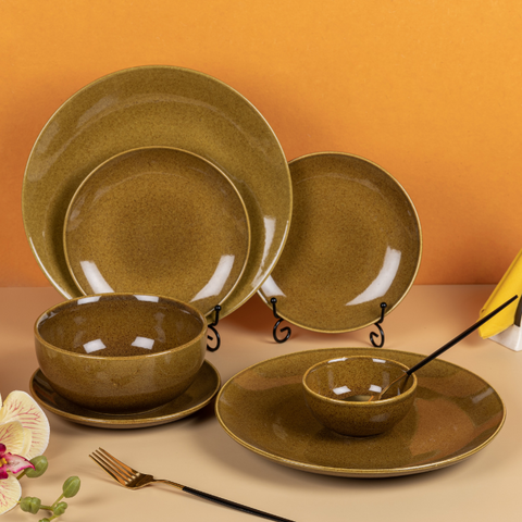 Thumbnail preview #0 for Golden Color Dinner Set - Set of 8