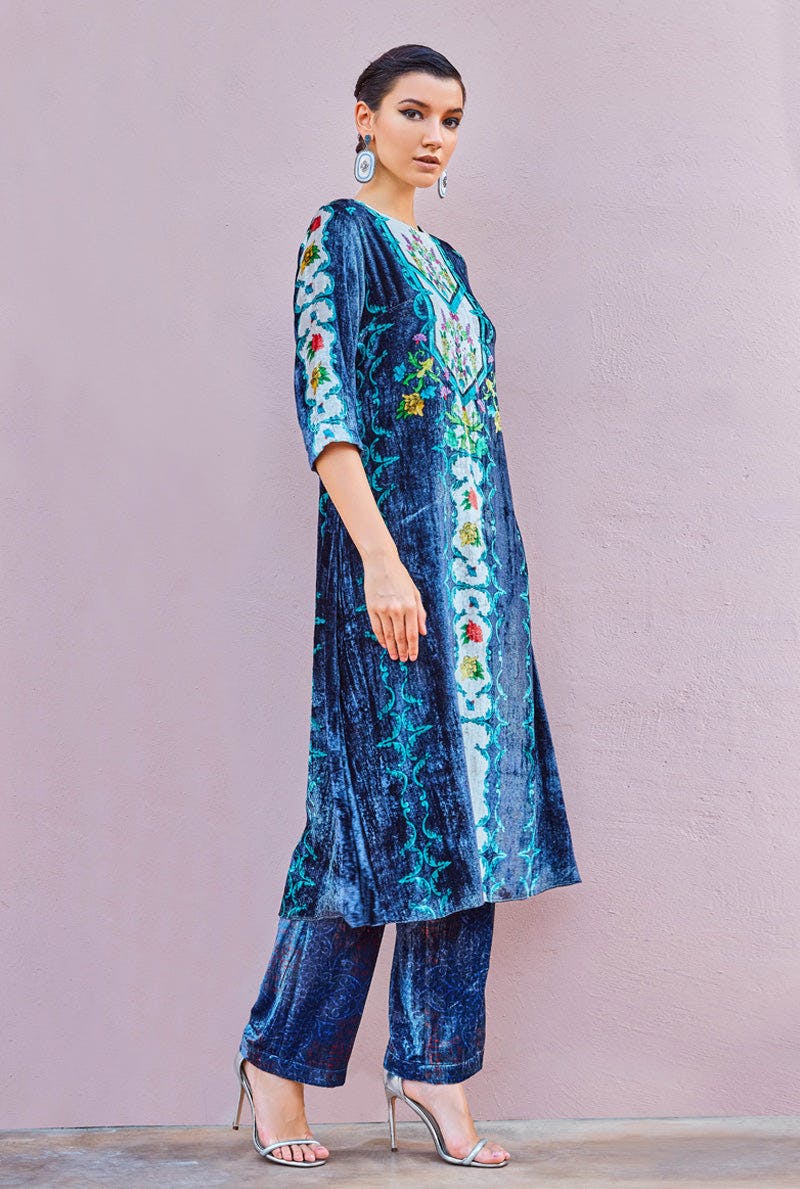 Thumbnail preview #2 for PRUSSIAN BLUE HIGH SLIT KURTA SET