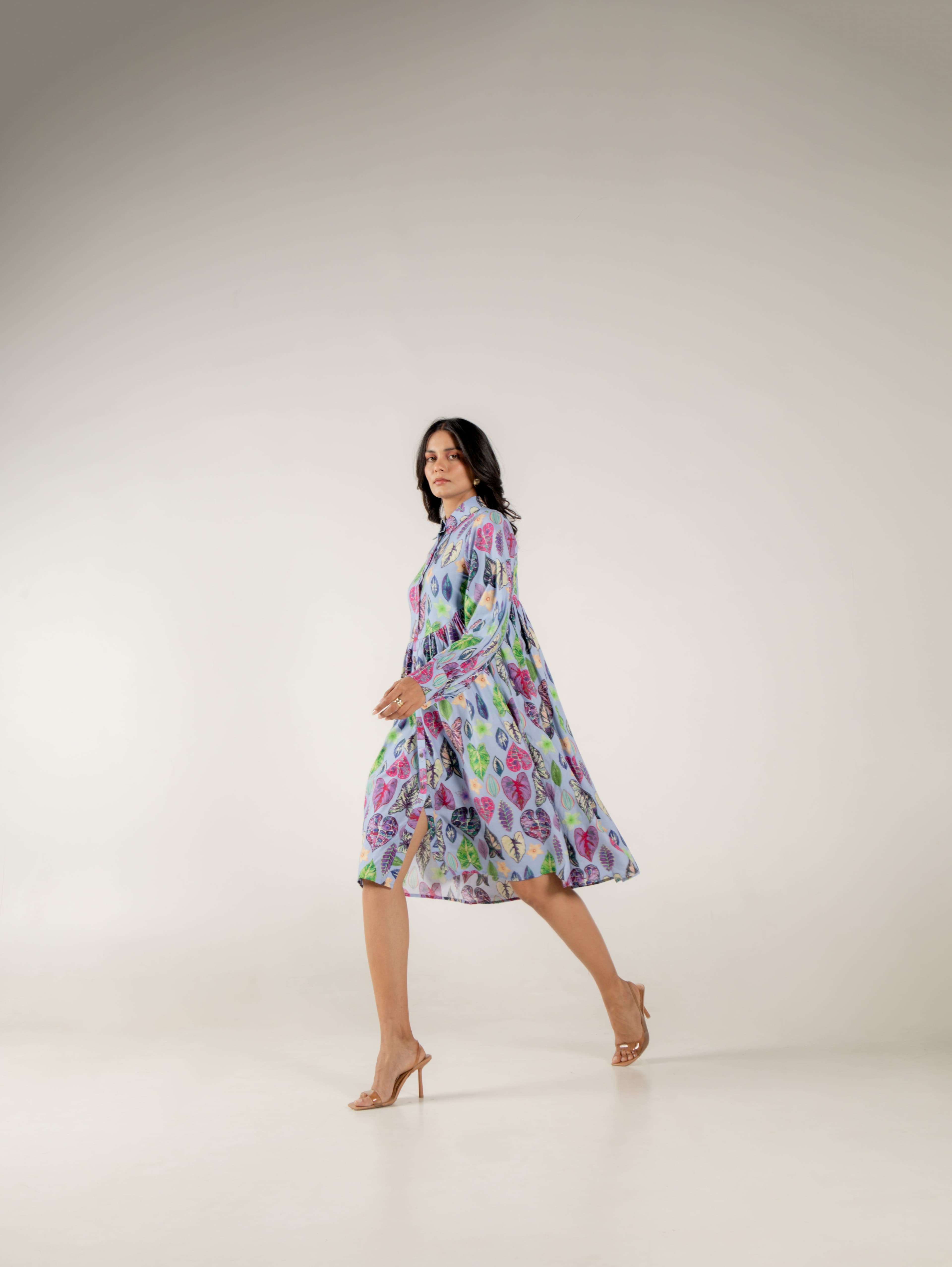 Thumbnail preview #2 for BLÈU DRESS