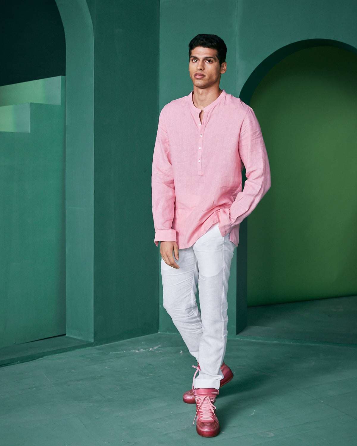 KURTA SHIRT IN COLOR, a product by cuin