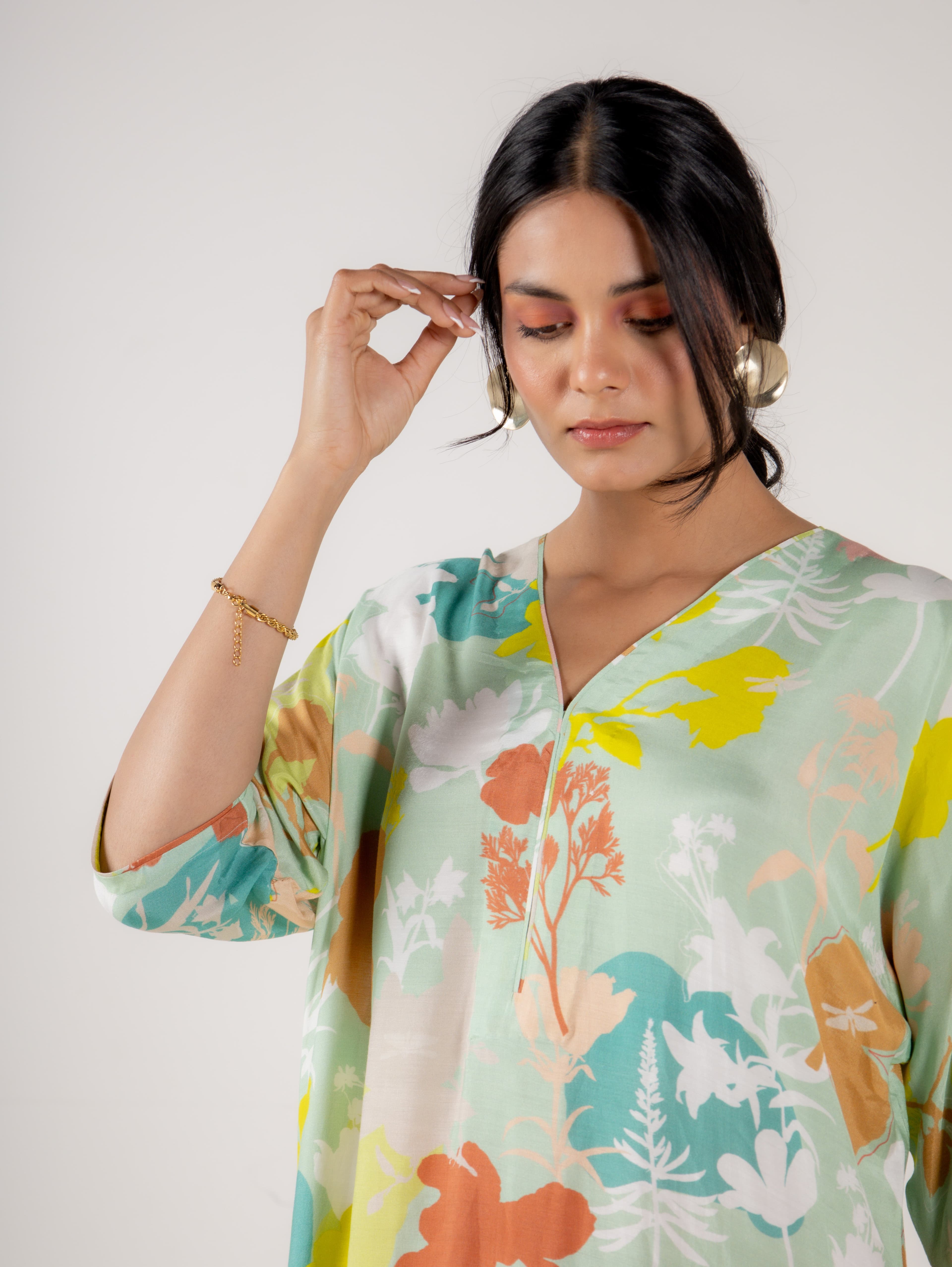 POSY SET, a product by Aroop India