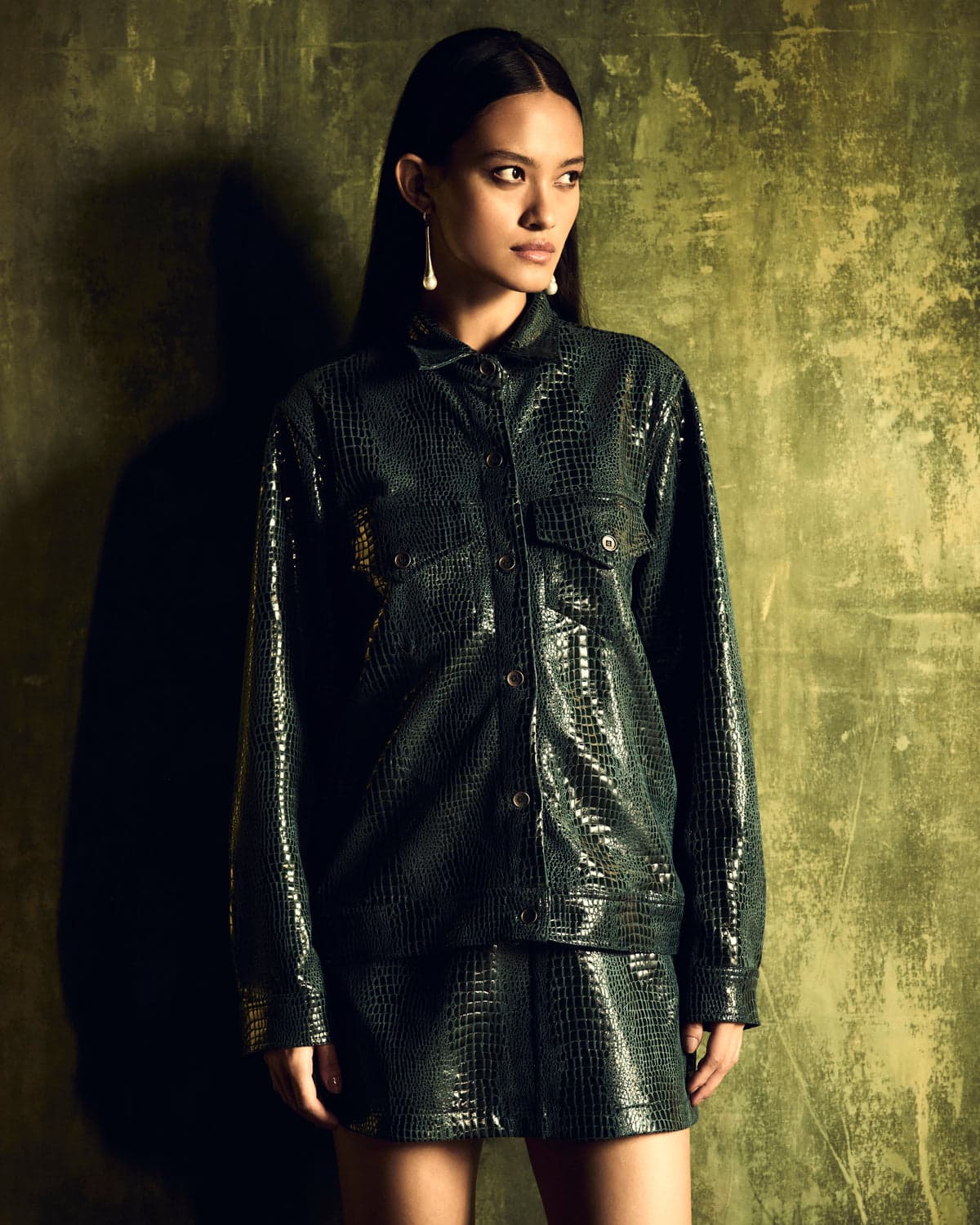 TRUCKER JACKET IN GATOR, a product by cuin