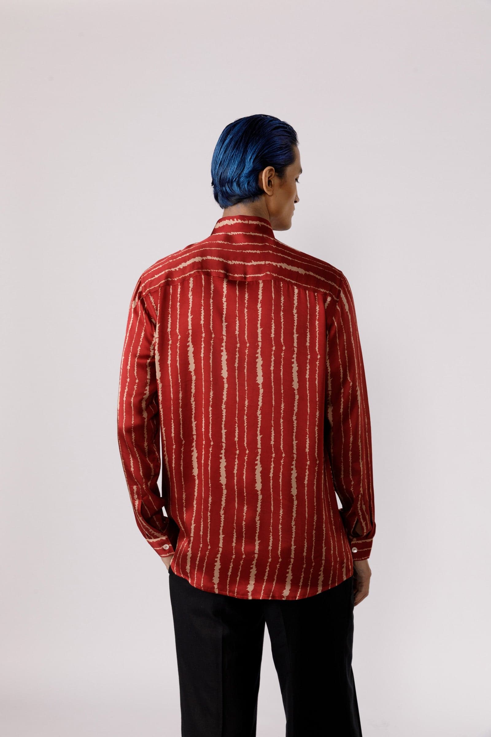 Thumbnail preview #1 for Red cascade silk shirt