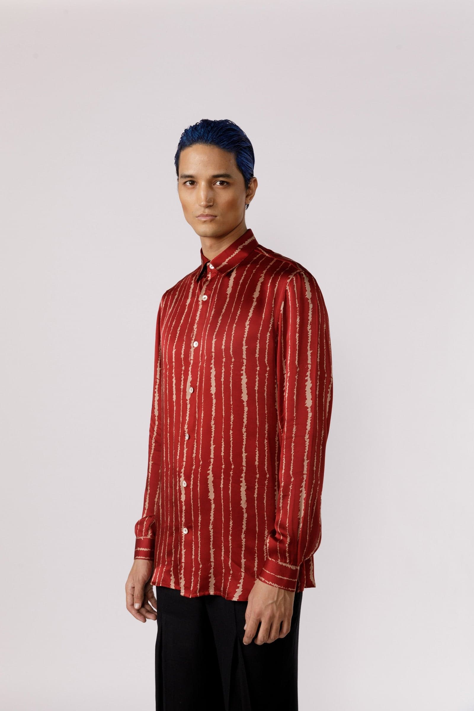 Thumbnail preview #3 for Red cascade silk shirt