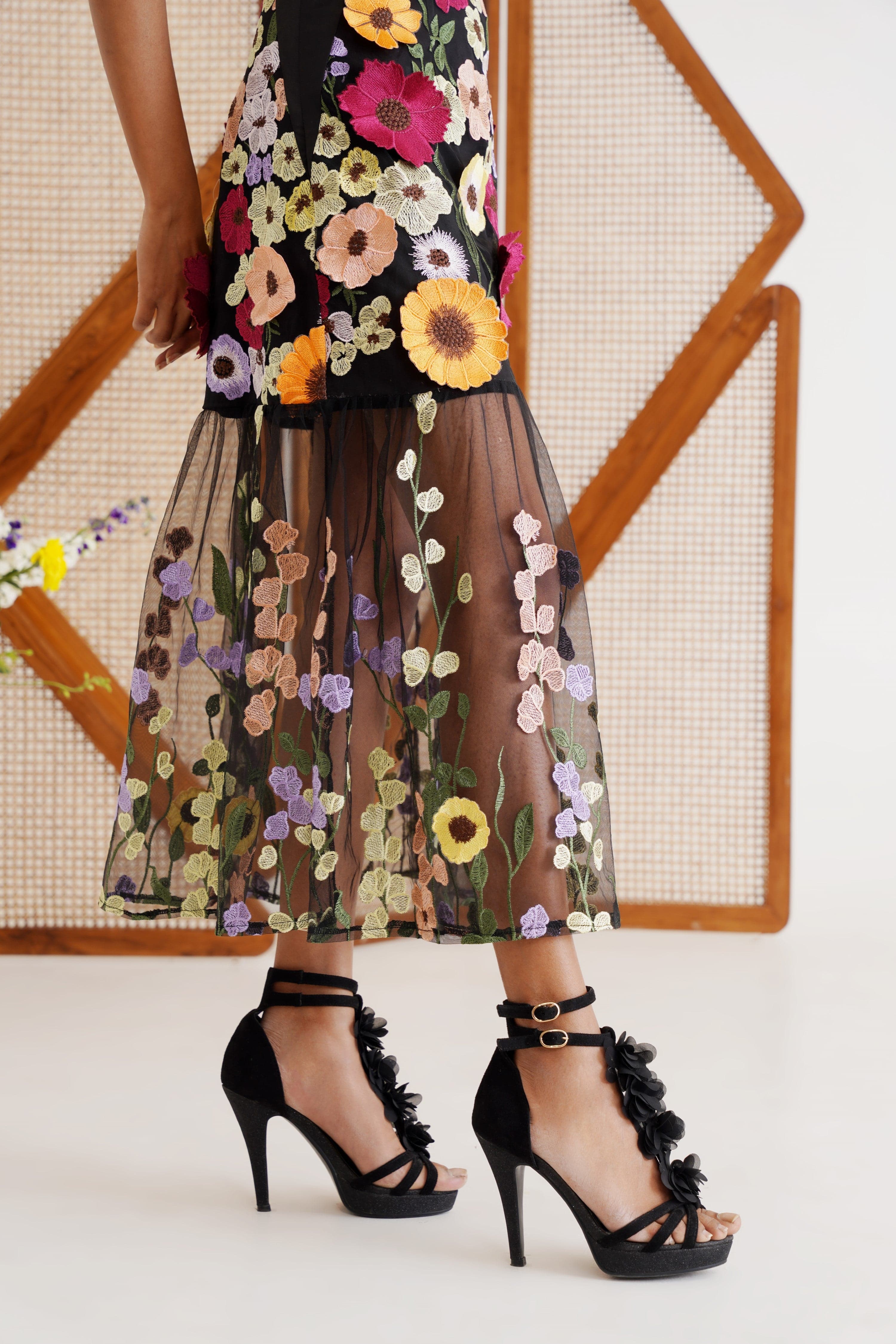 Thumbnail preview #5 for Zinnia Dress
