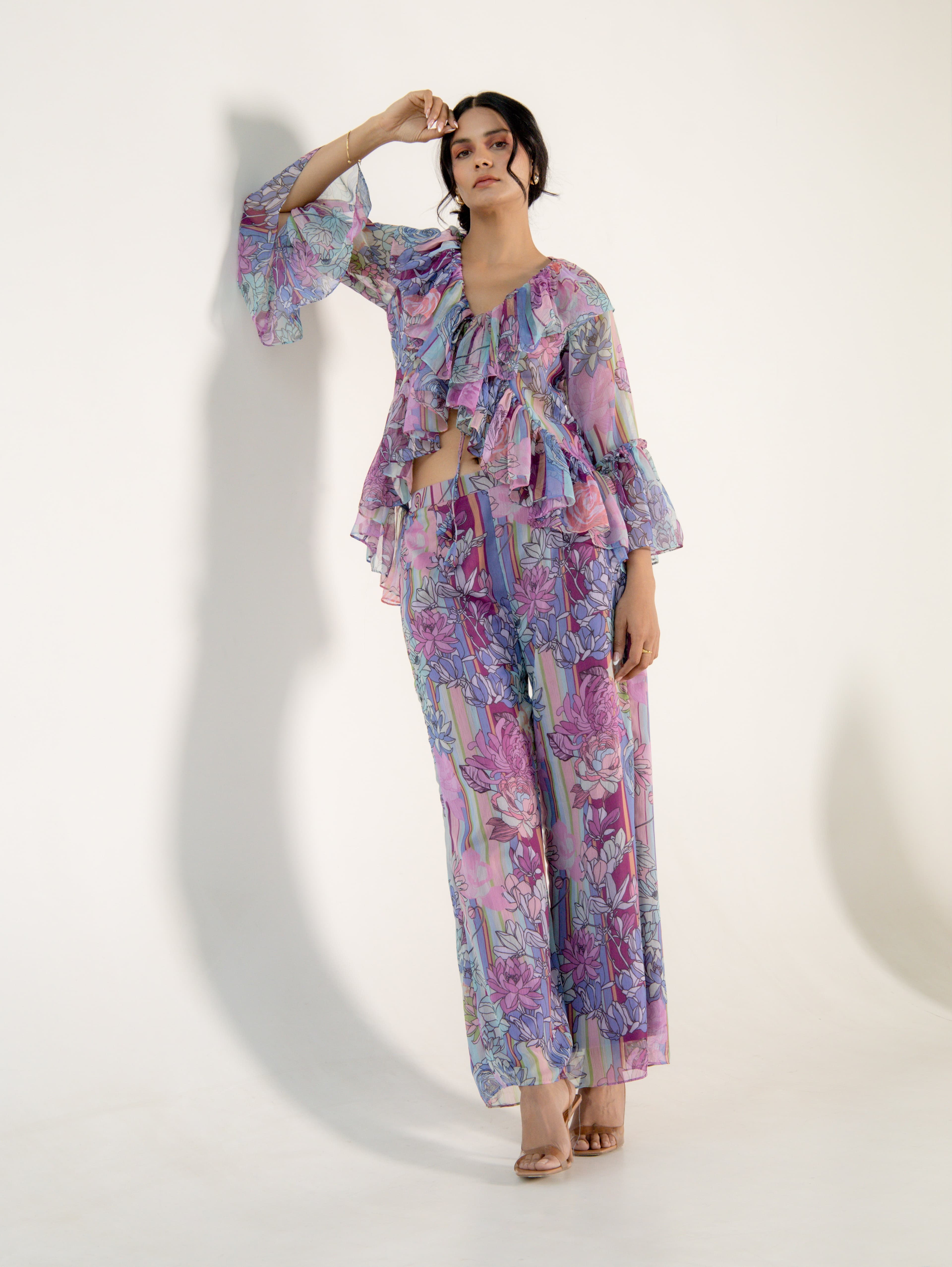 DORIS SET, a product by Aroop India