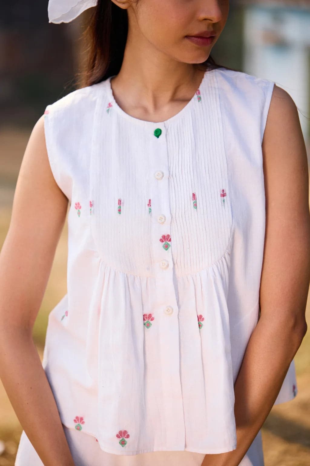 Thumbnail preview #4 for Shiuli Top