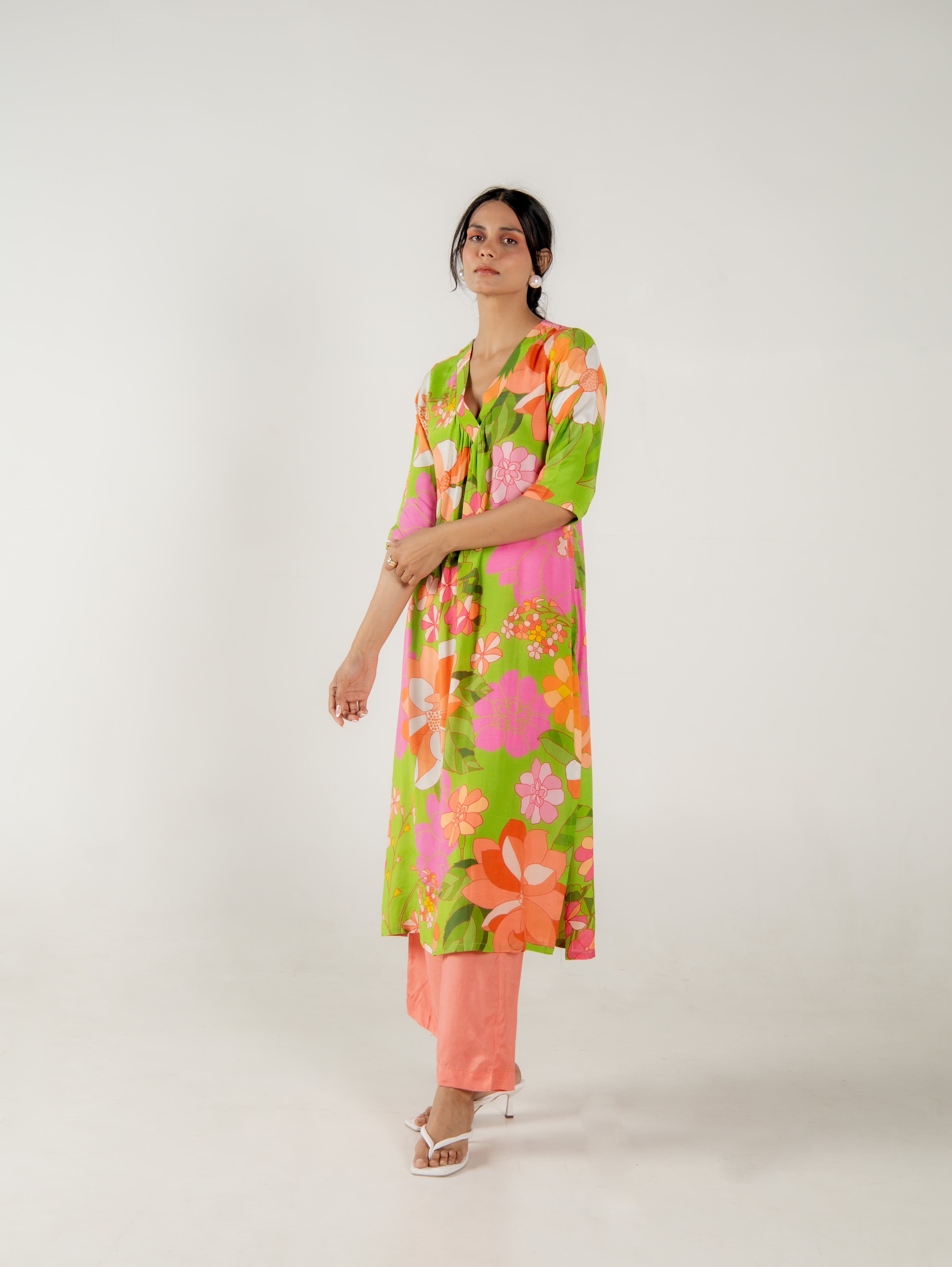 NYSA SET, a product by Aroop India