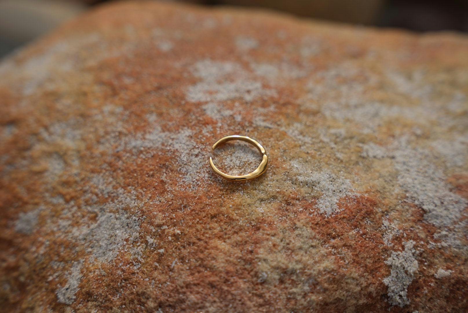 Thumbnail preview #2 for Kumi Assymetric Irregular Fine Gold Ring