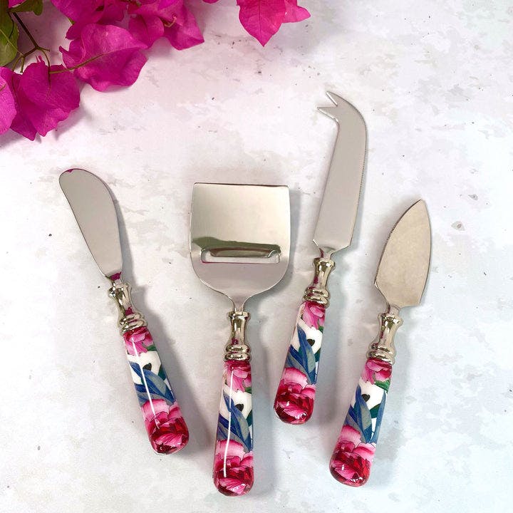 Thumbnail preview #2 for Cheese Knives, Set Of 4 - Tudor Blooms