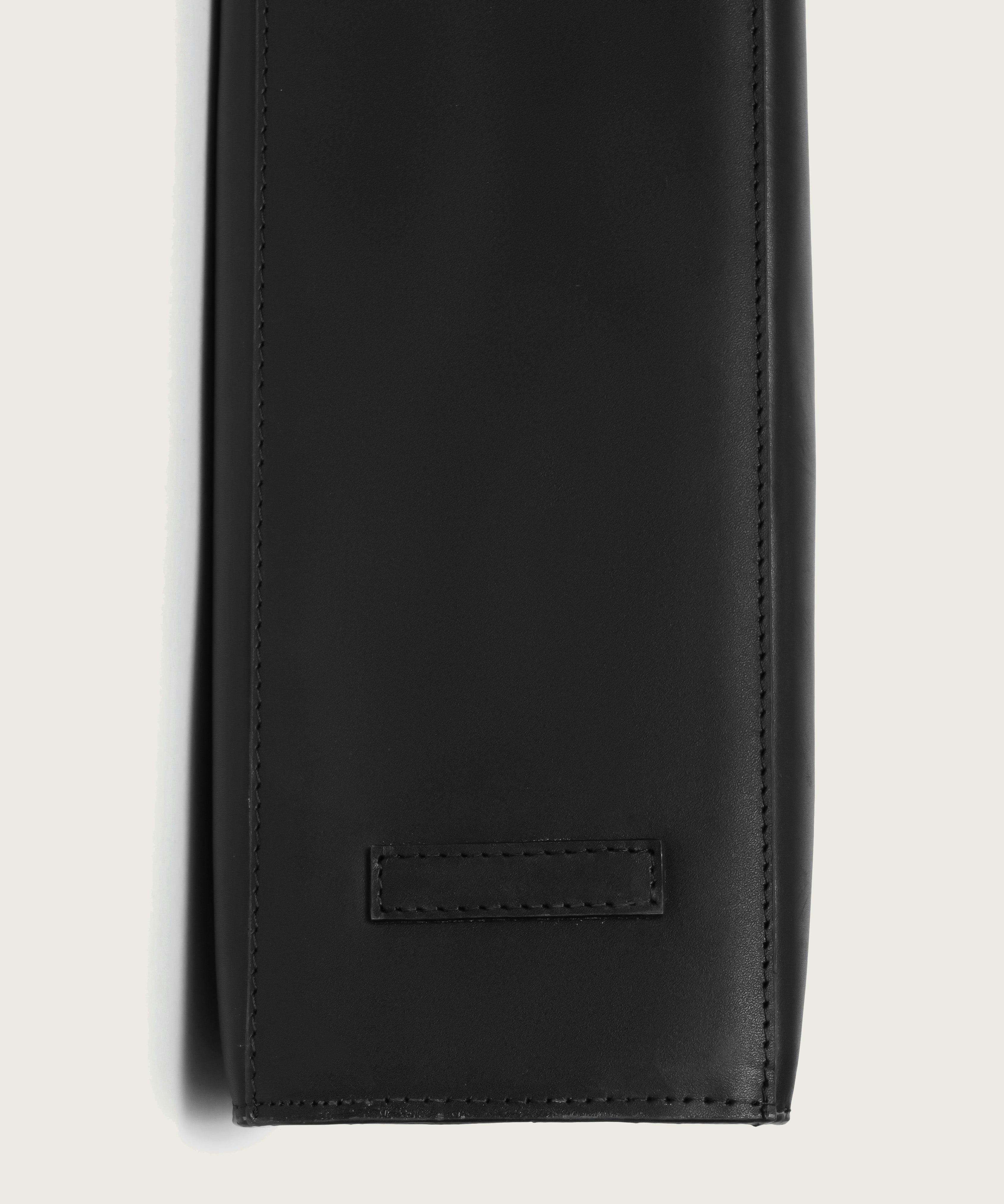 Thumbnail preview #9 for Veria Shoulder Bag