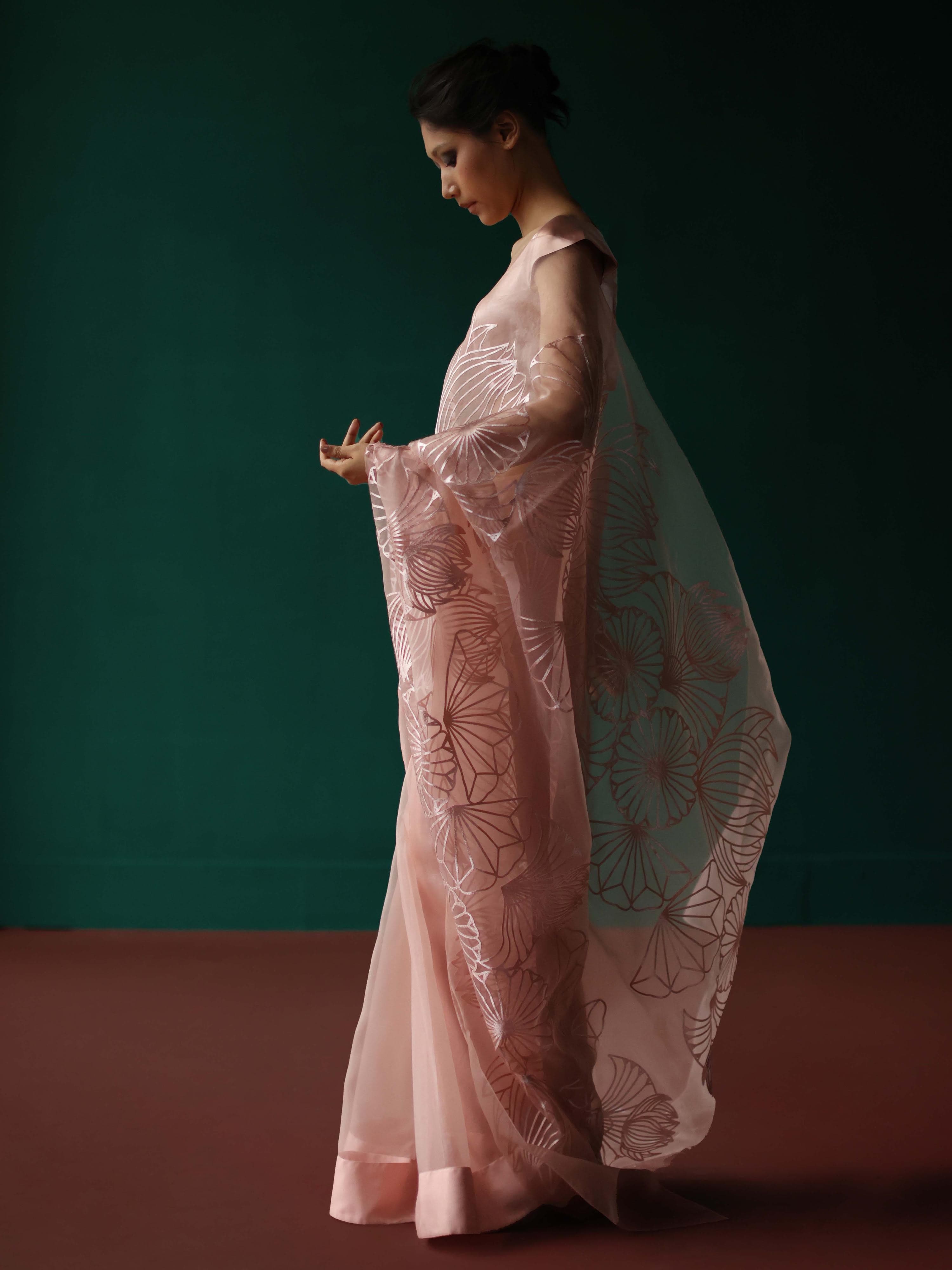 Thumbnail preview #2 for Rosegold geometric bloom saree