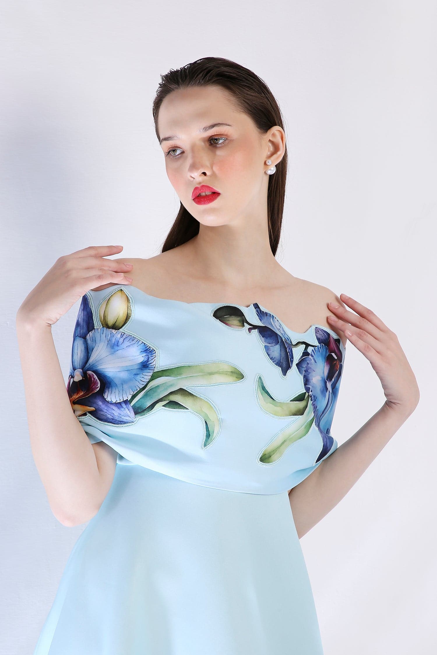 Thumbnail preview #3 for Rosela + Floral Wrap