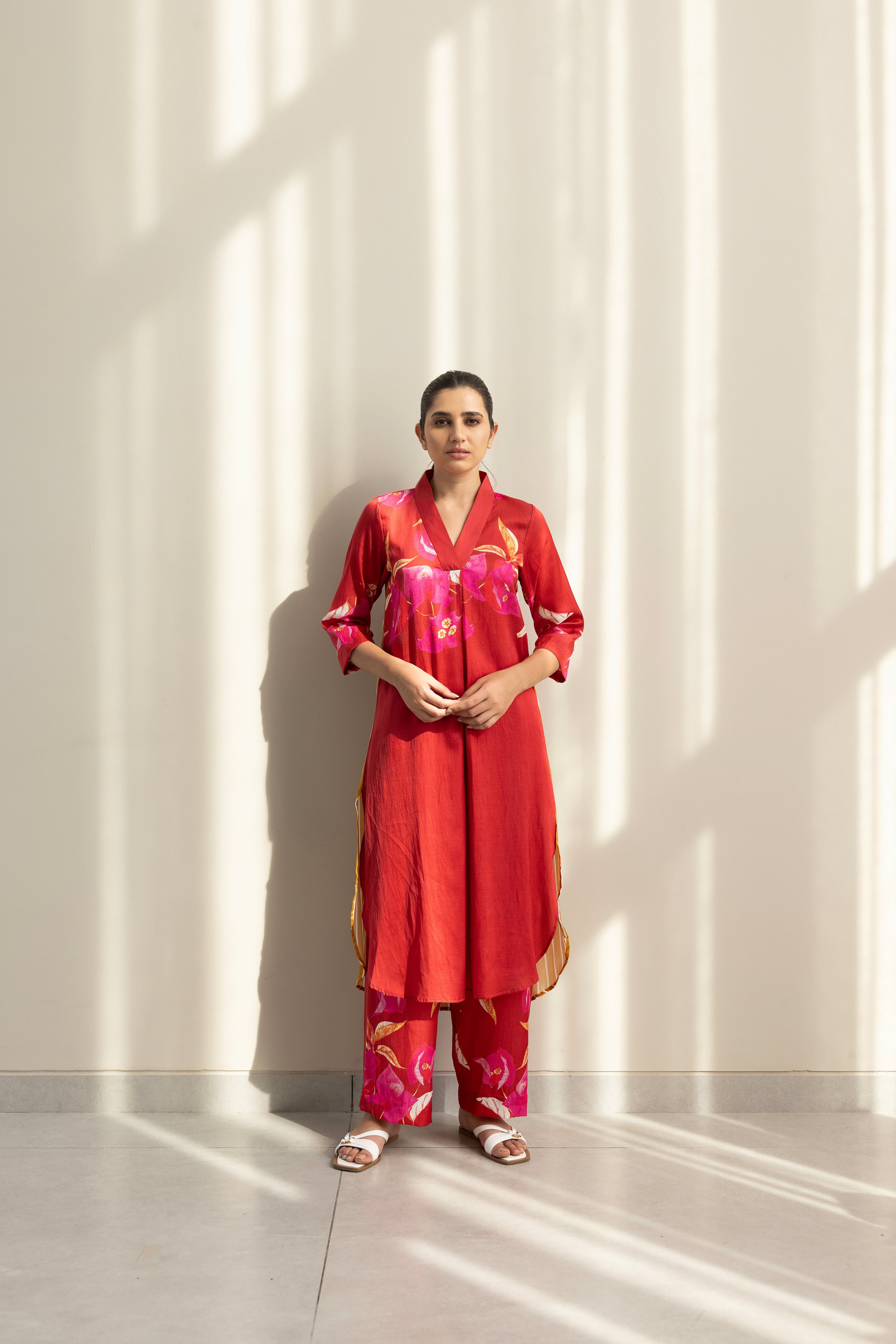 Thumbnail preview #2 for La bougainvillea color block kurta set