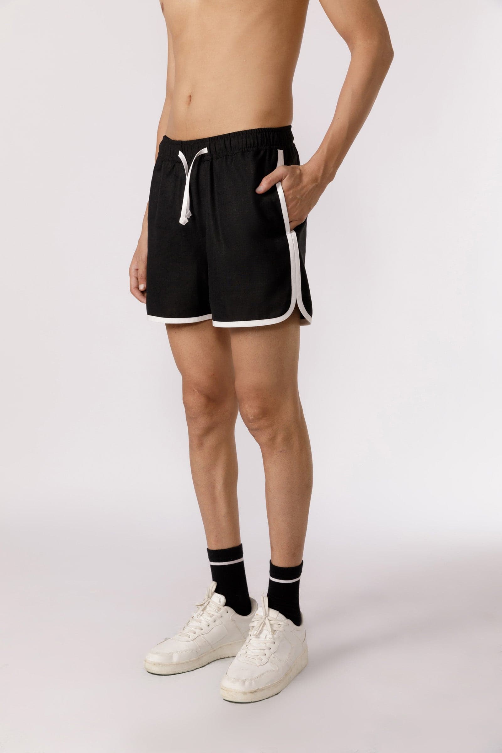 Thumbnail preview #2 for Curved hem shorts