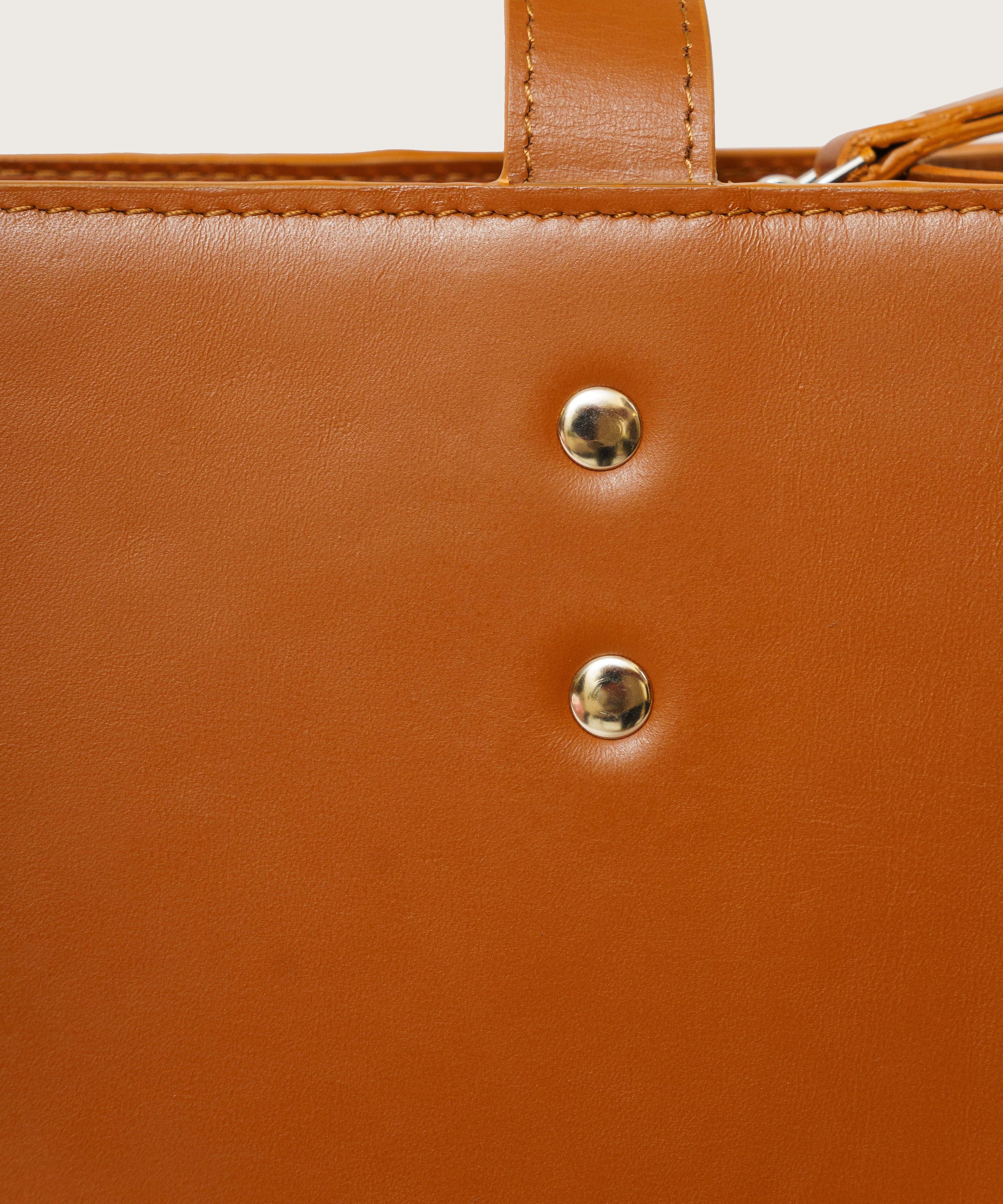 Thumbnail preview #4 for Veria Shoulder Bag