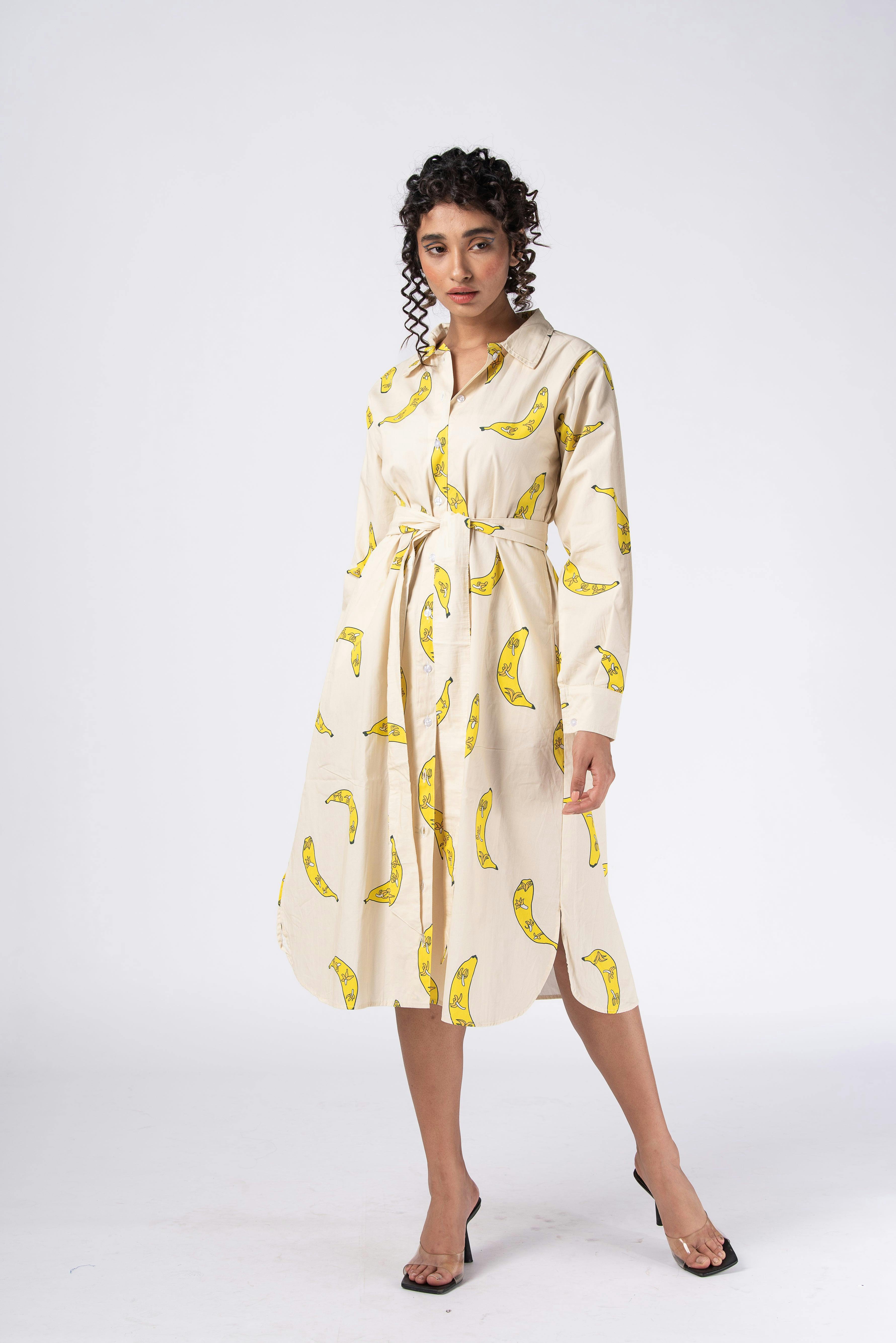 Banana [long shirt with belt], a product by Radharaman