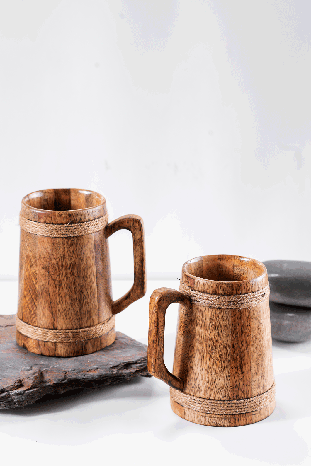 Thumbnail preview #6 for Bulbul - Wooden beer mug