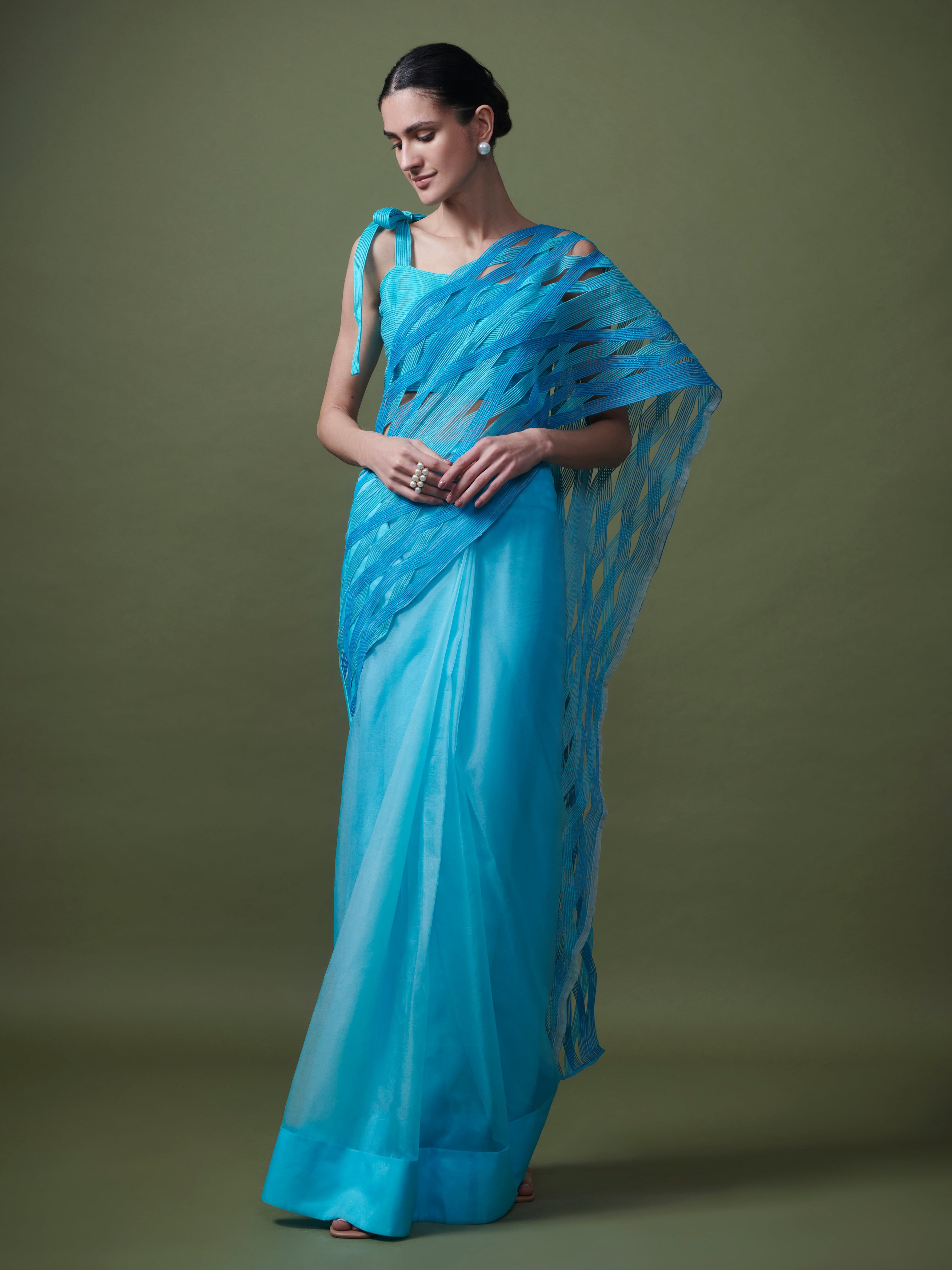 Thumbnail preview #1 for Bi-coloured corded saree