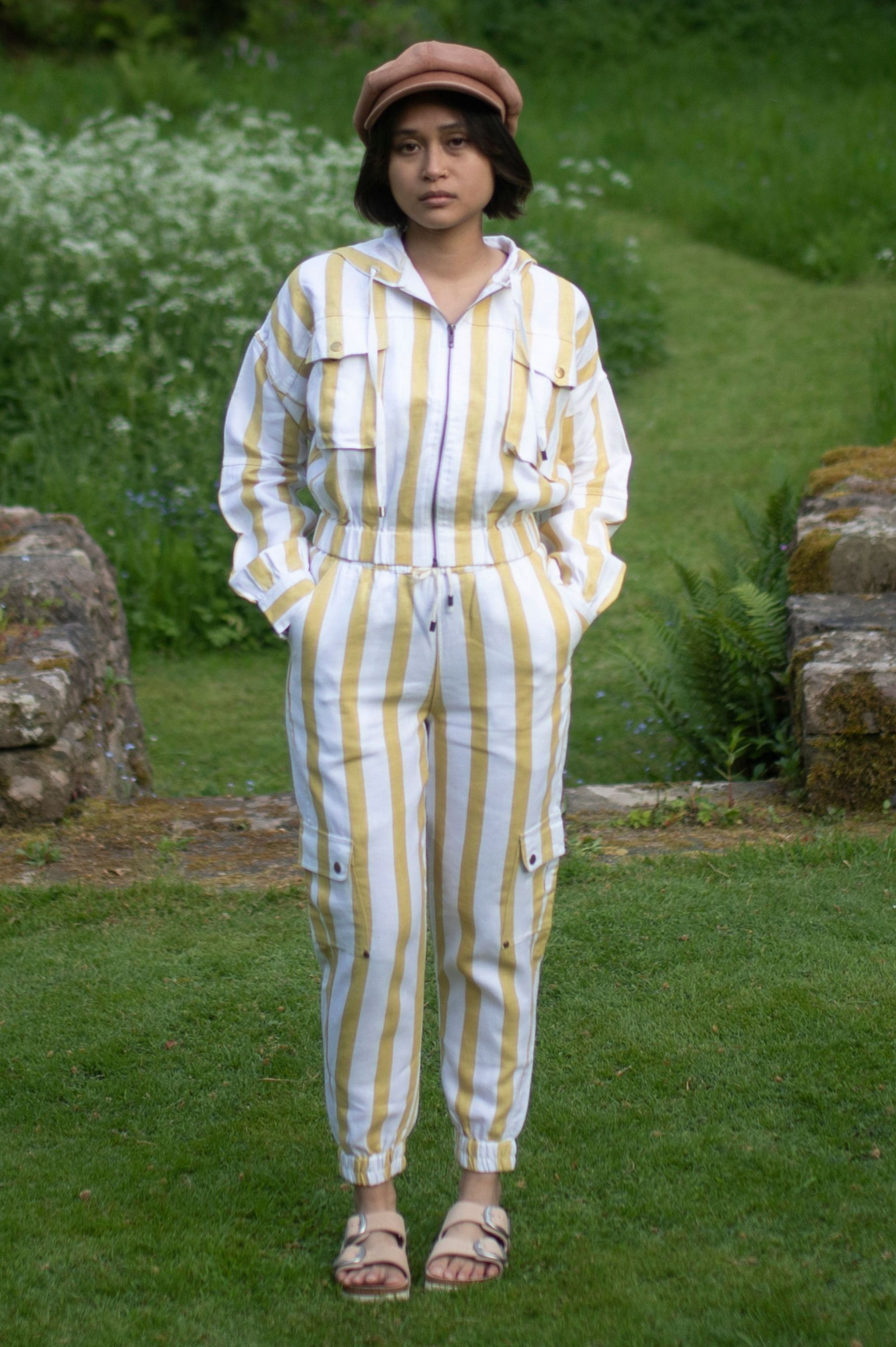 Sunrise Worker Pants - Printed, a product by The Terra Tribe