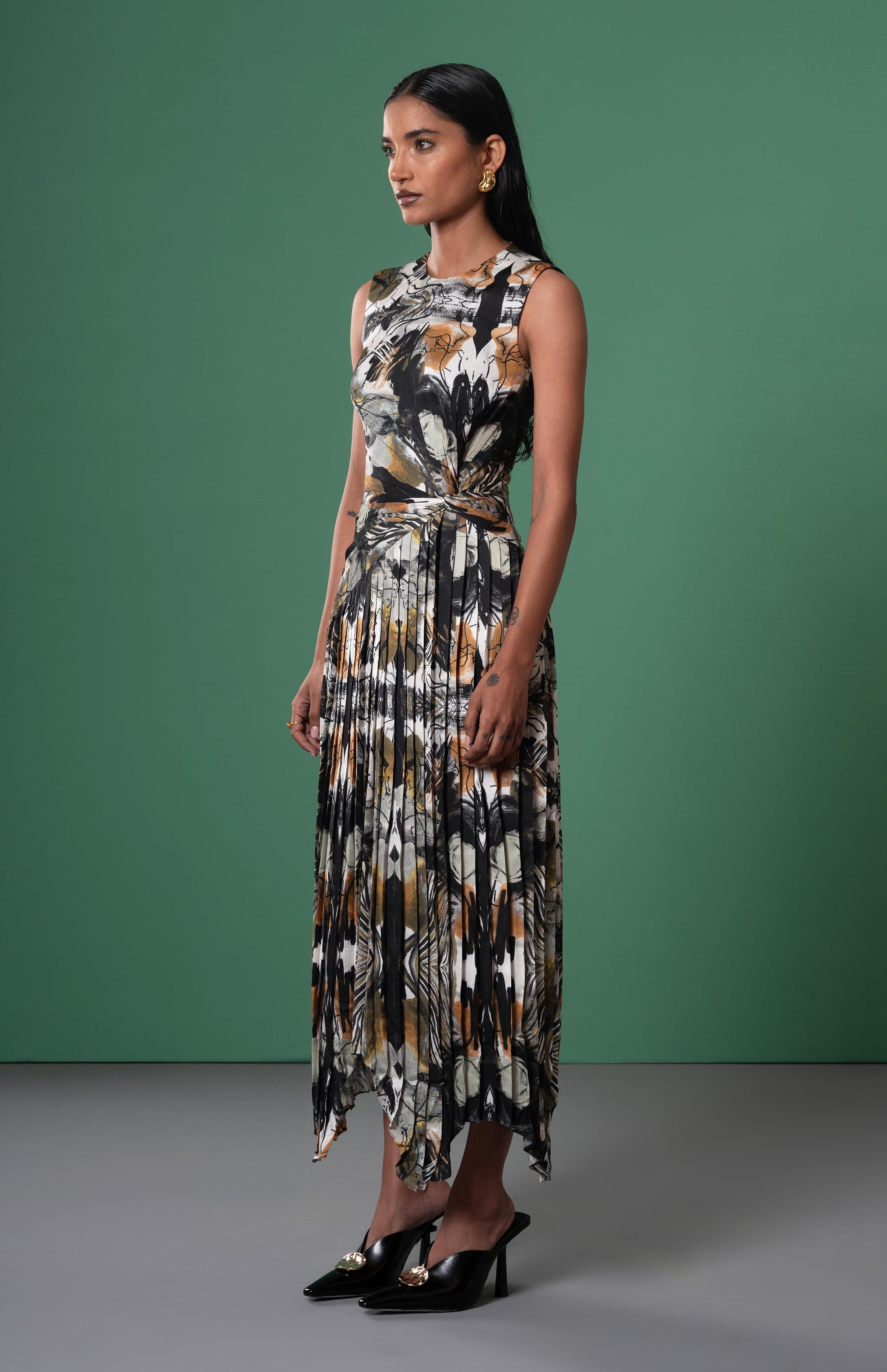 Thumbnail preview #1 for Meiro Pleated Dress