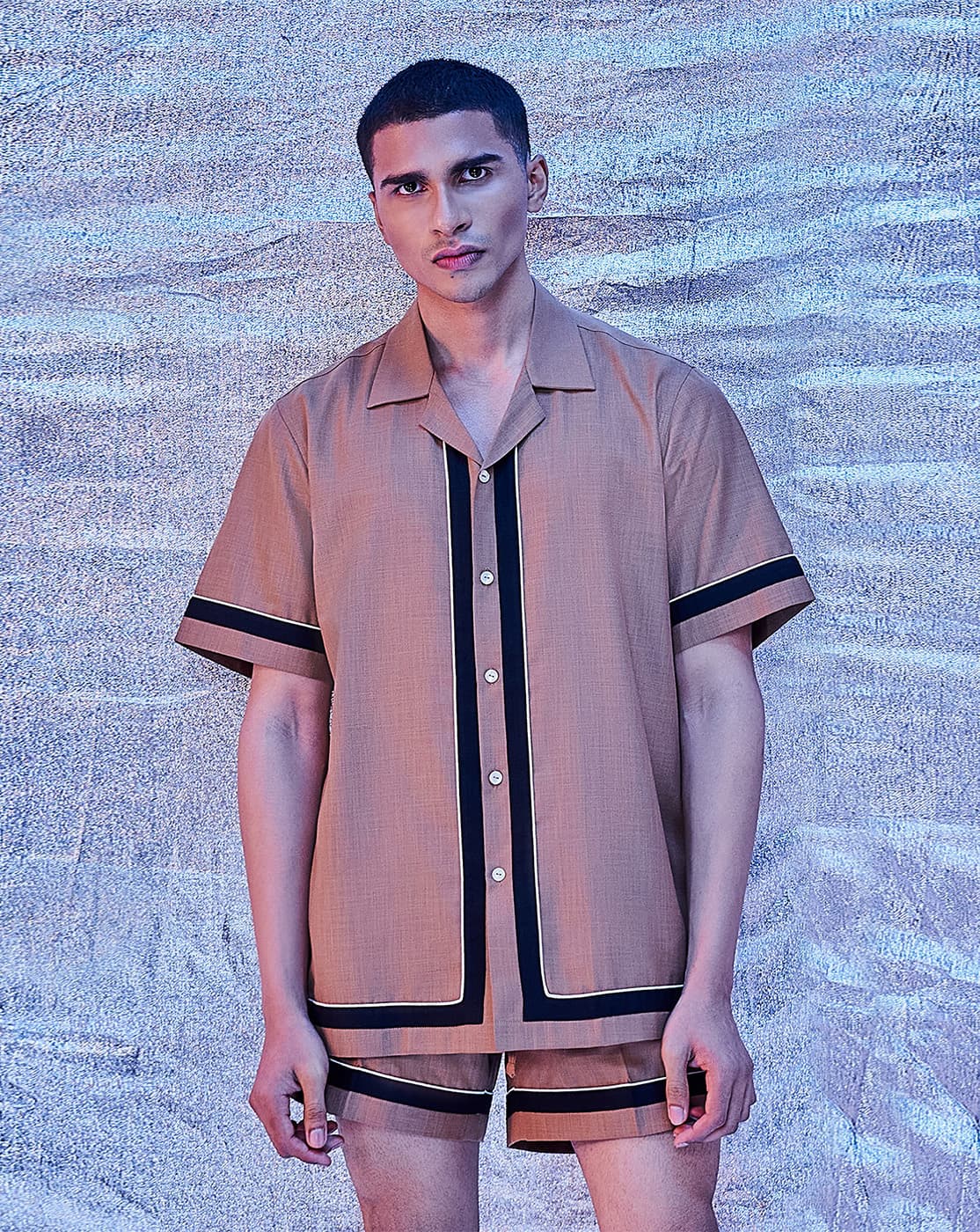 Colorcret Resort Shirt- beige, a product by Line Outline