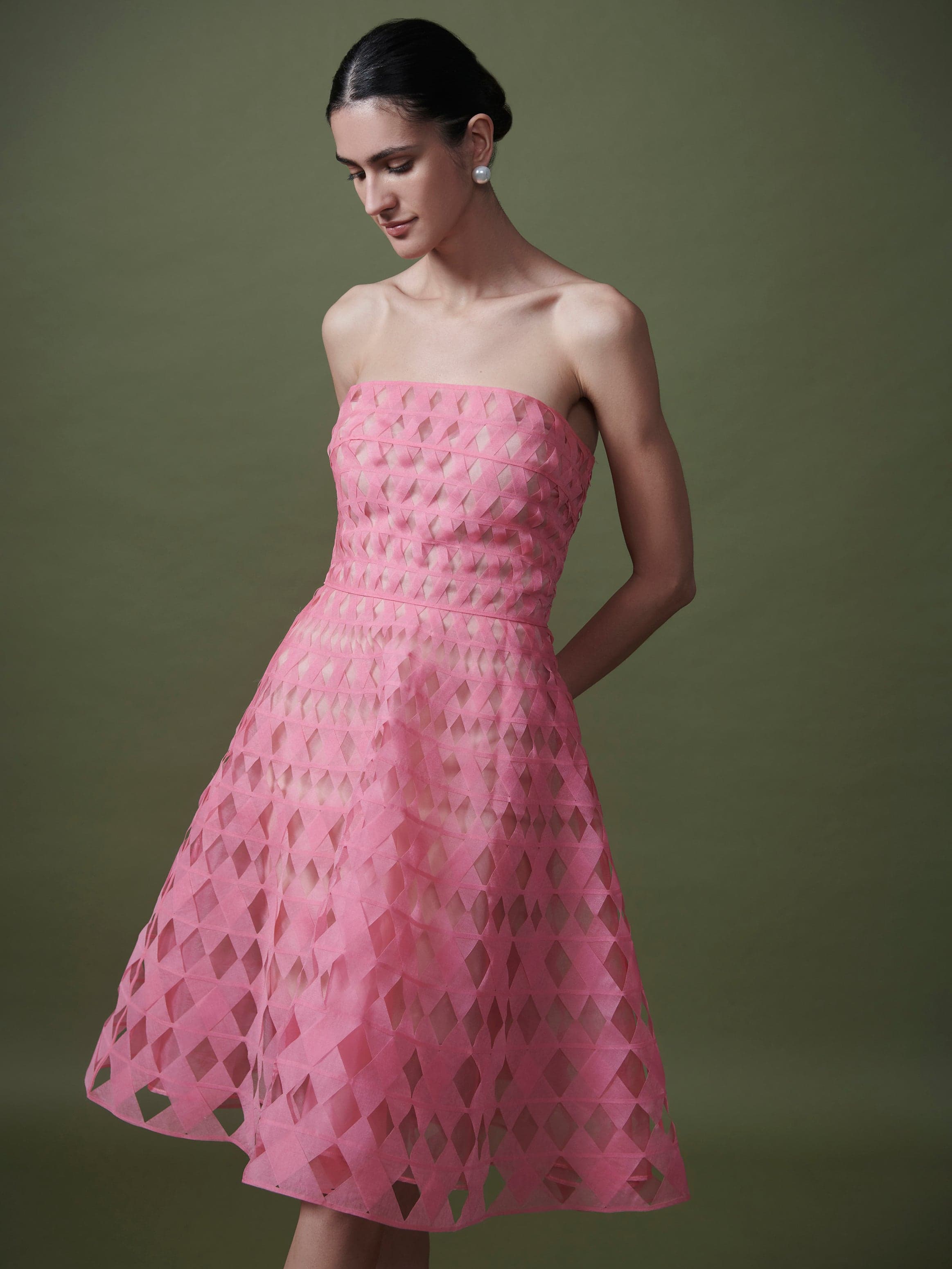 Thumbnail preview #1 for Flared tube dress